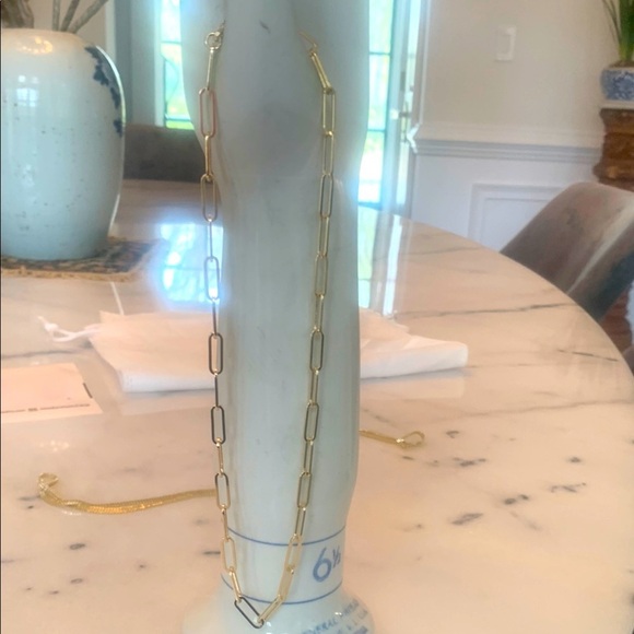 ✨ New Gold Plated Necklace Medium Paper Clip 17” GIFT BOX ✨ - Picture 3 of 8